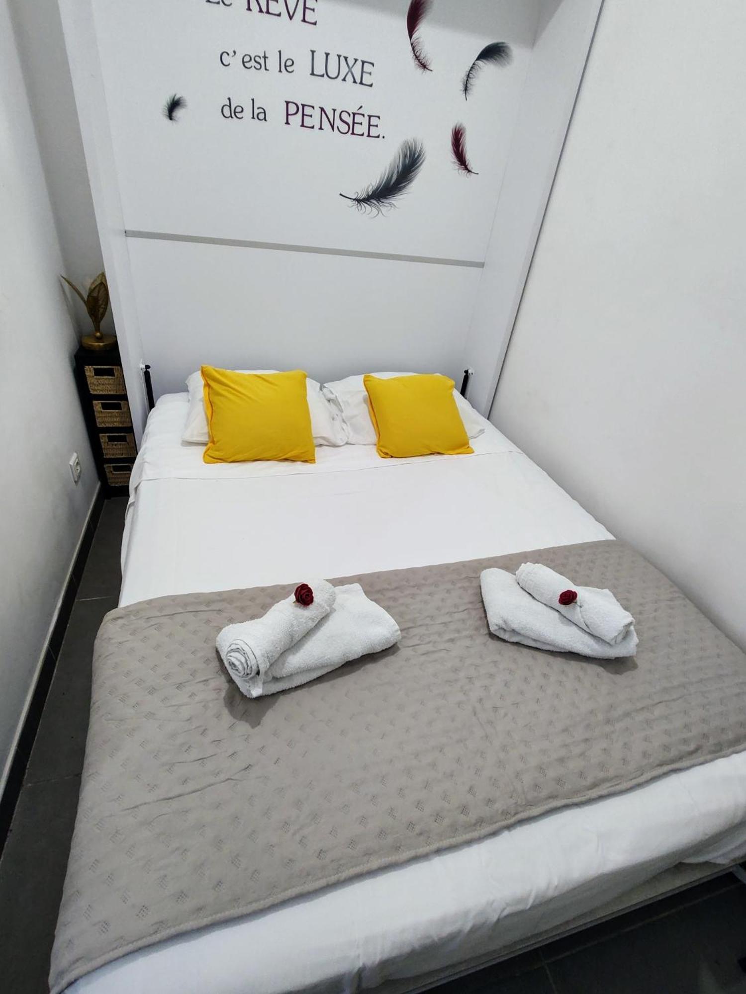 Studio Coin Nuit, Entre Plage Et Centre Marseille Ngoại thất bức ảnh